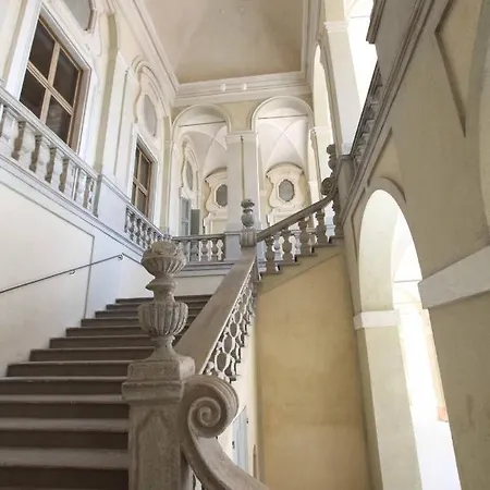 Apartamento Palazzo Del Settecento Rávena