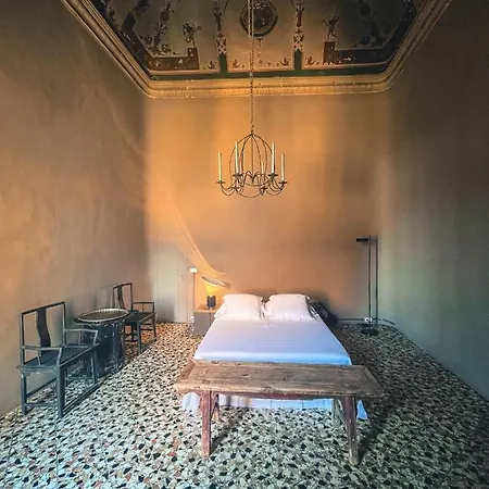 Apartamento Palazzo Del Settecento Rávena