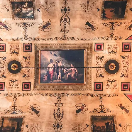 Palazzo Del Settecento Apartamento Rávena