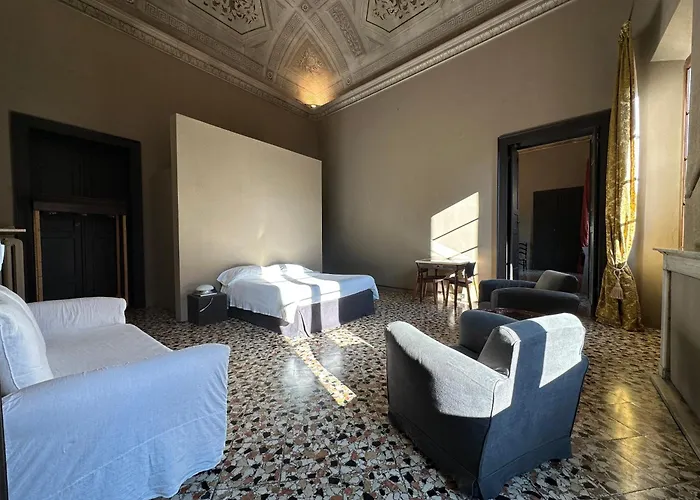 Palazzo Del Settecento