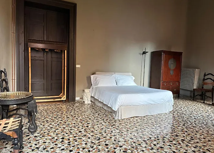 Palazzo Del Settecento